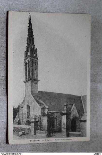 Plozevet, l'église, porte monumentale, Finistère 29