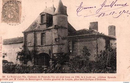 Le Poiré sur Vie : château du Pont de Vie