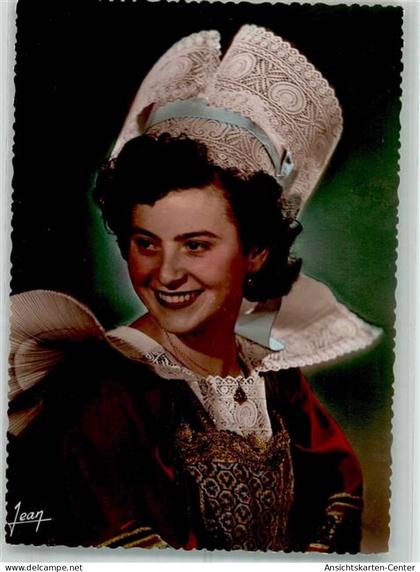 38164381 - Pont-Aven