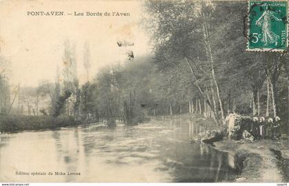 CPA Pont Aven Les Bords de l'Aven