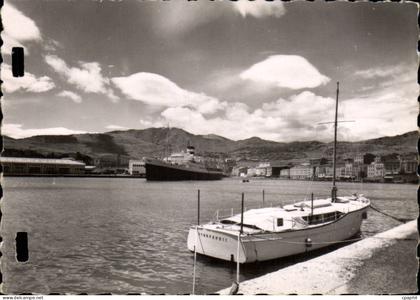 Port Vendres cPA Le port et la ville