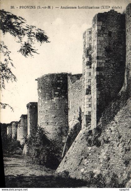 CPA Provins Anciennes Fortifications