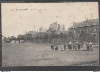 59 - QUIEVRECHAIN - La Place et les Ecoles
