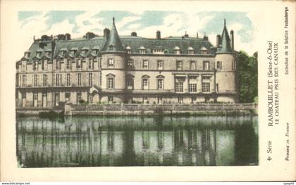 CPA Rambouillet Le Chateau Pris Des Canaux