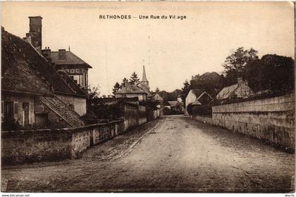 CPA Rethondes Une rue du village (1187494)