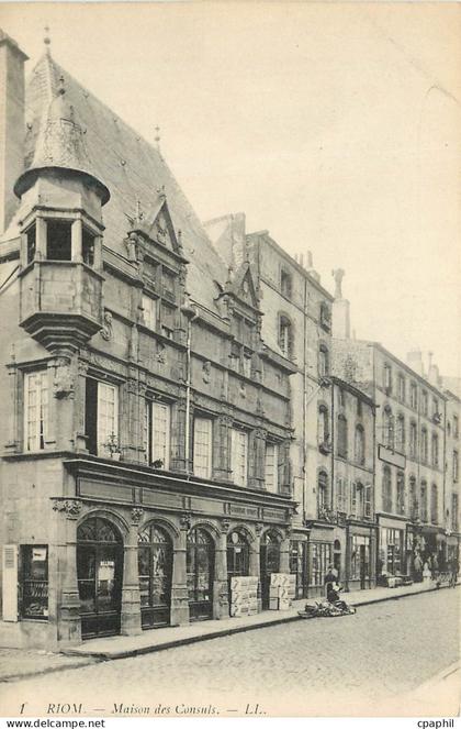 CPA Riom Maison des Consuls