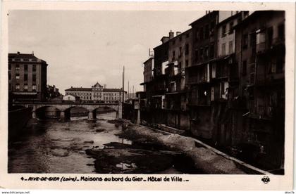 CPA RIVE-de-GIER-Maisons au bord du Gier-Hotel de Ville (263446)