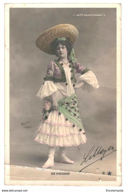 CPA Carte postale -France  Rochechouart une jeune en costume local VM35852