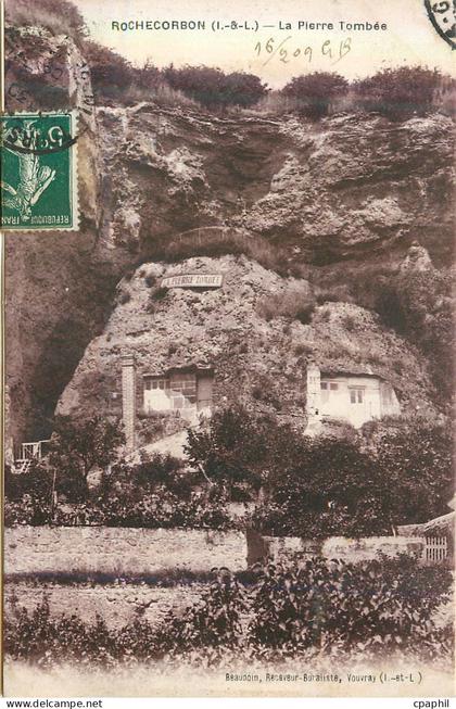 CPA Rochecorbon (i et l) la pierre tombee