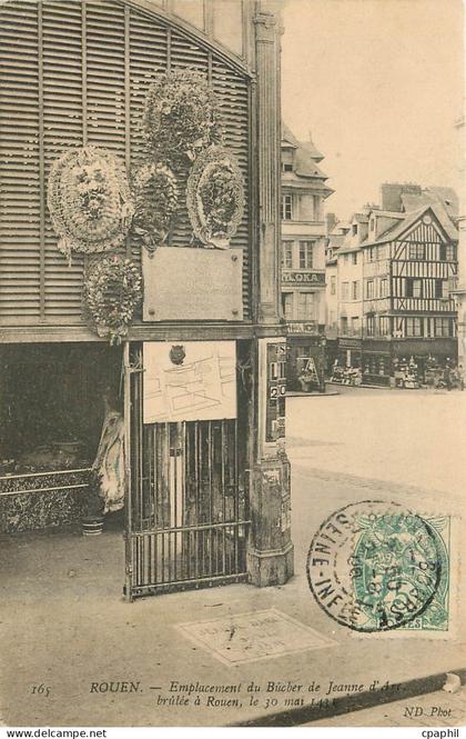 CPA Rouen Emplacement du Bucher de Jeanne d'Arc brulee a Rouen