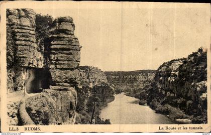 CPA Ruoms la Route et les tunnels