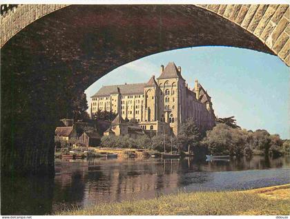 72 - Sable sur Sarthe - La Sarthe à Solesmes - CPM - Voir Scans Recto-Verso