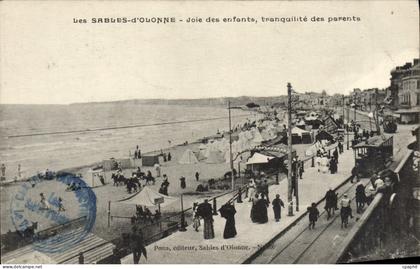 CPA Les Sables D'Olonne Joie des enfants tranquilite des enfants