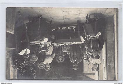 SAINT-AMAND-EN-PUISAYE (58) CARTE PHOTO - Atelier de couturières, Mars 1911 - Ed. Refeuille (Nevers)