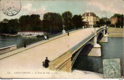 Saint Denis CPA Le pont de l'ile