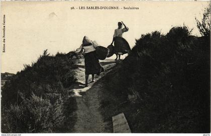 CPA Les SABLES-d'OLONNE - Saulniéres (112685)
