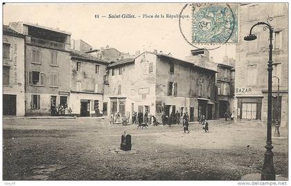 Gard- Saint-Gilles -Place de la République.