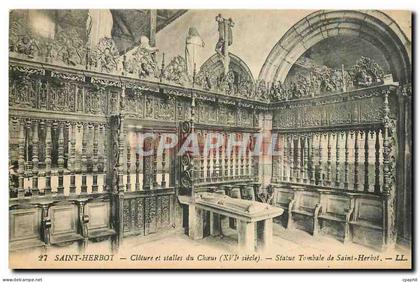 CPA Saint Herbot Cloutre et stalles du Choeur Statue Tombale de saint Herbot