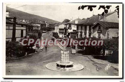 CPA Pyrenees Ocean Saint Jean Pied de Port Monument Floquet