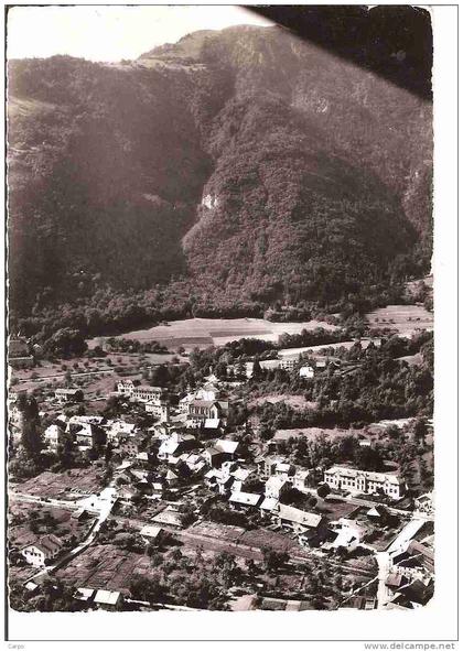 SAINT-JEOIRE-EN-FAUCIGNY.   - Vue générale aérienne.