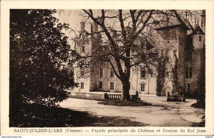 CPA Saint Julien L'Ars Facade principale du Chateau et Donjon du Roi Jean