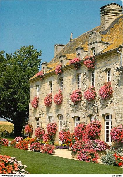 22 - Saint Juvat - Village fleuri - Grand prix d'honneur national - Fleurs - CPM - Voir Scans Recto-Verso