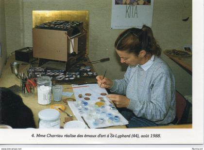 Saint-Lyphard Mme Charriau Emaux d'Art métiers