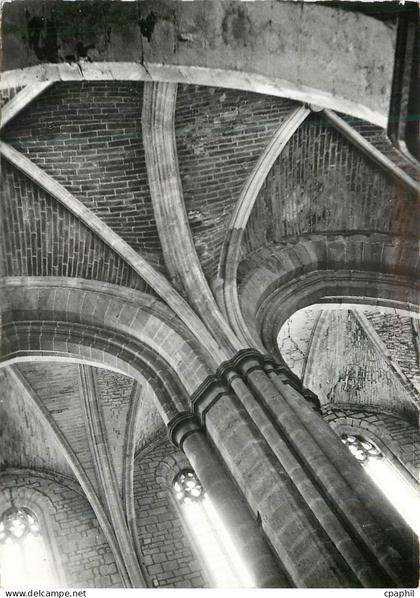 CPM Saint Maximin La Sainte Baume (Var) Basilique du XIIIeme Siecle Harmonie de Piliers et Voutes