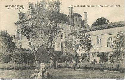 CPA FRANCE 85 "Saint Michel en l'Herm, le chateau"