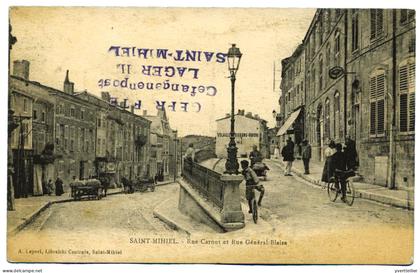 FRANCE carte postale Saint Mihiel rue Carnot et rue du Général Blaise. TB.