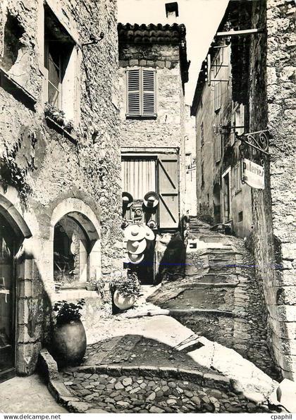 CPM Saint Paul de Vence Montee de l'Eglise