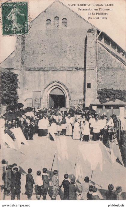 LOIRE ATLANTIQUE  SAINT PHILBERT DE GRAND LIEU  Procéssion