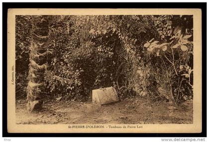 17 Saint-Pierre-d'Oléron tombeau pierre loti D17D K17385K C17385C RH105610