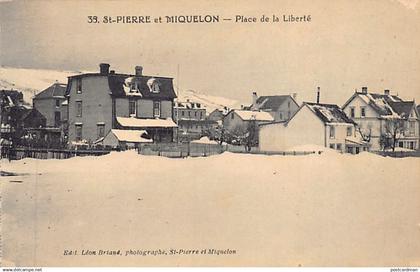 Saint-Pierre & Miquelon - Place de la Liberté - Ed. Léon Briand 35