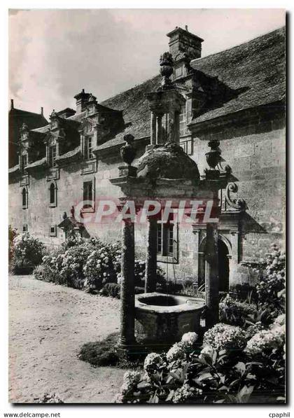 CPA Saint Vougay Finistere Chateau de Kerjean Le Puits