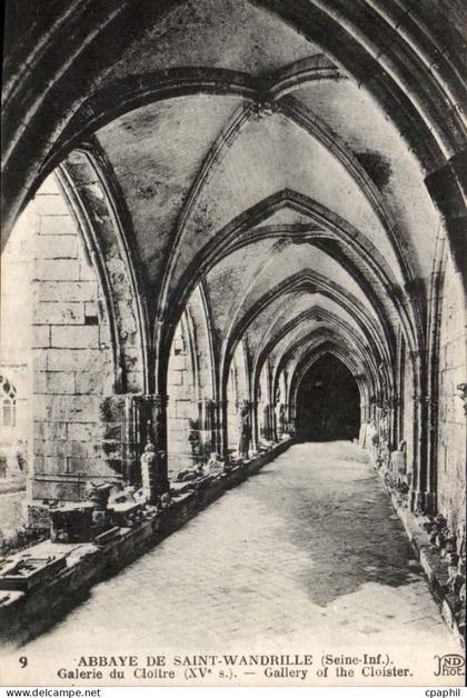 Abbaye de Saint Wandrille CPA Galerie du cloitre