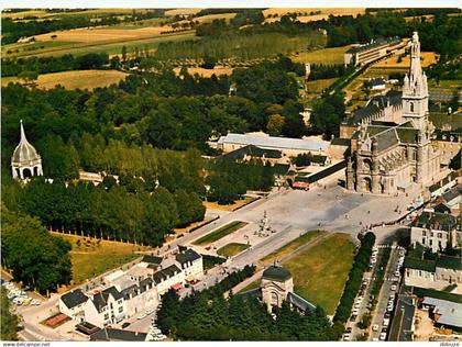 56 - Sainte Anne d'Auray - CPM - Voir Scans Recto-Verso