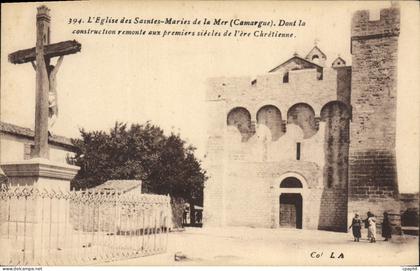 CPA L'Eglise des Saintes Maries de la Mer Camargue