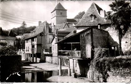 CPA Salies De Bearn Le Salies entre iss vieilles maisons