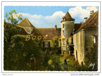 {51098} 46 Lot Salviac , Cour intérieure du Château