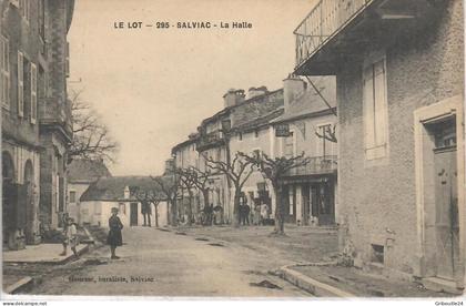 SALVIAC   LA HALLE