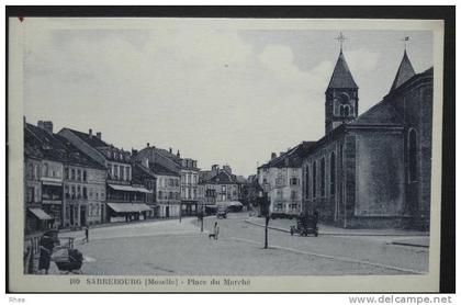 57 Sarrebourg 109 SARREBOURG (Moselle) - Place Marché place du marche    D57D  K57630K  C57630C RH015309