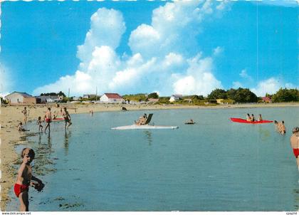 CPM Sarzeau Plage de Penvins et les Pedalos