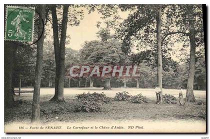 CPA Foret de Senart Le carrefour et le chene d Antin