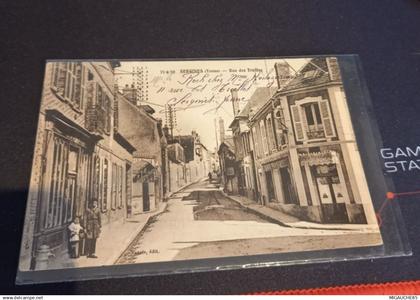 SERGINES-  rue des treilles