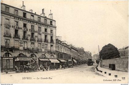 Sevres - La grande rue