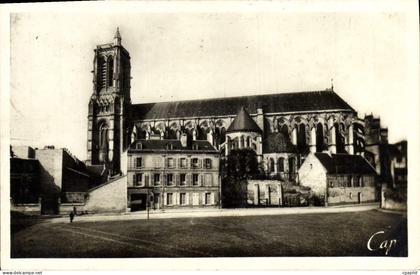 CPA Soissons La cathedrale