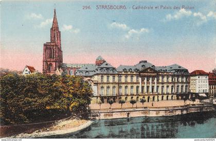 B105769 France Strasbourg Cathedrale et Palais des Rohan