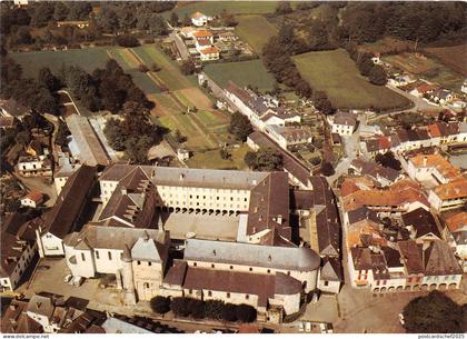BG5662 saint pe de bigorre l institution secondaire libre    france