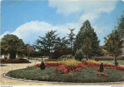 BR23848 Gennevilliers le Jardin Public  france